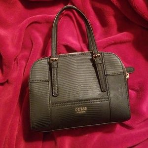 *Like new* Guess Purse